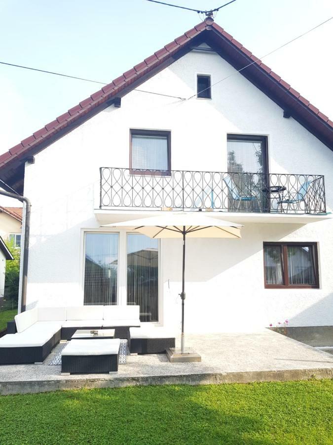 Bogi'S Ferienhaus - Pension لاكيرتشين المظهر الخارجي الصورة